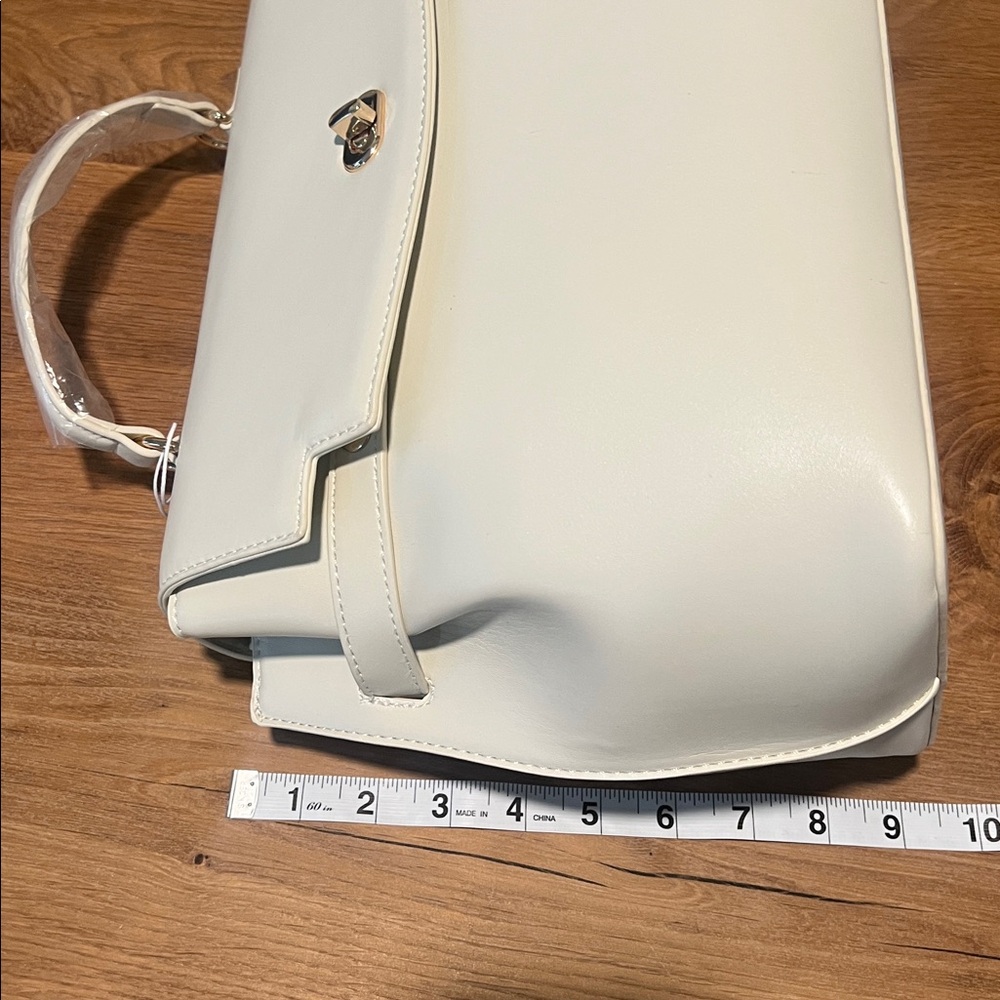 Cavalli Class Tatiana White Top Handle Satchel Crossbody NWT Large - Picture 10 of 12